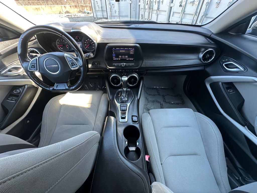 2020 Chevrolet Camaro 1LT - Photo 21