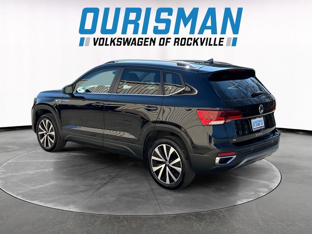 Used 2024 Volkswagen Taos 1.5T SE SUV