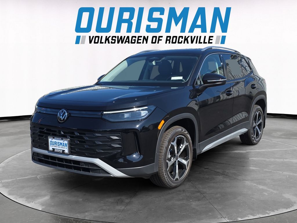 2025 Volkswagen Tiguan SE photo 2