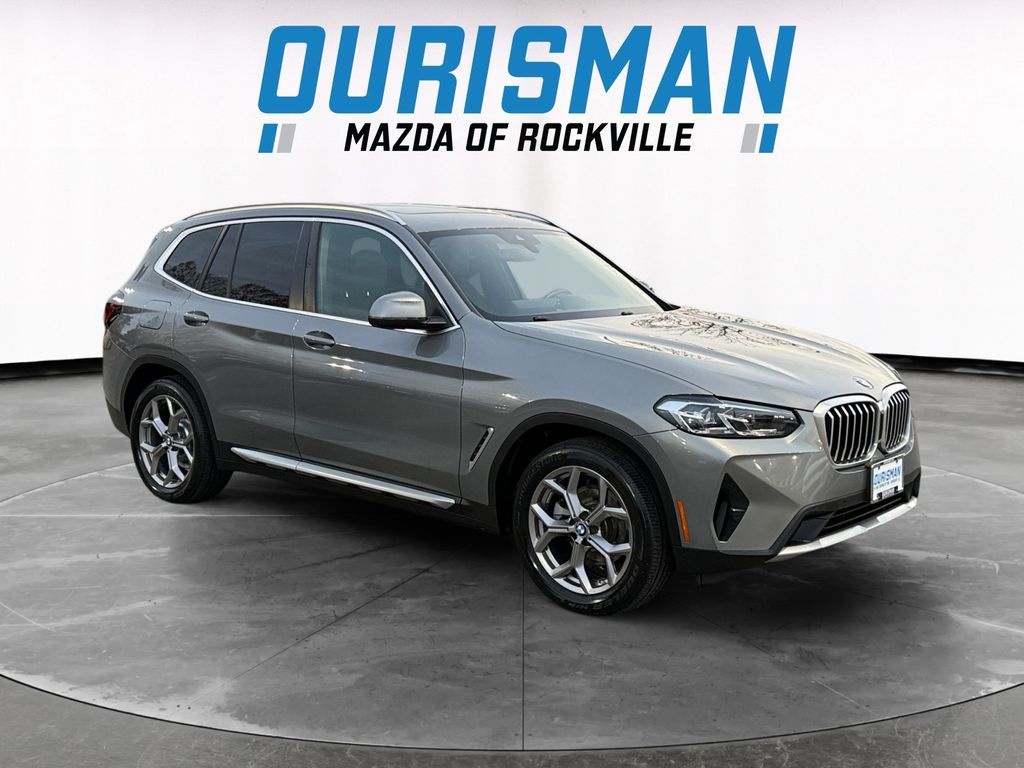 2023 BMW X3 30i's photo