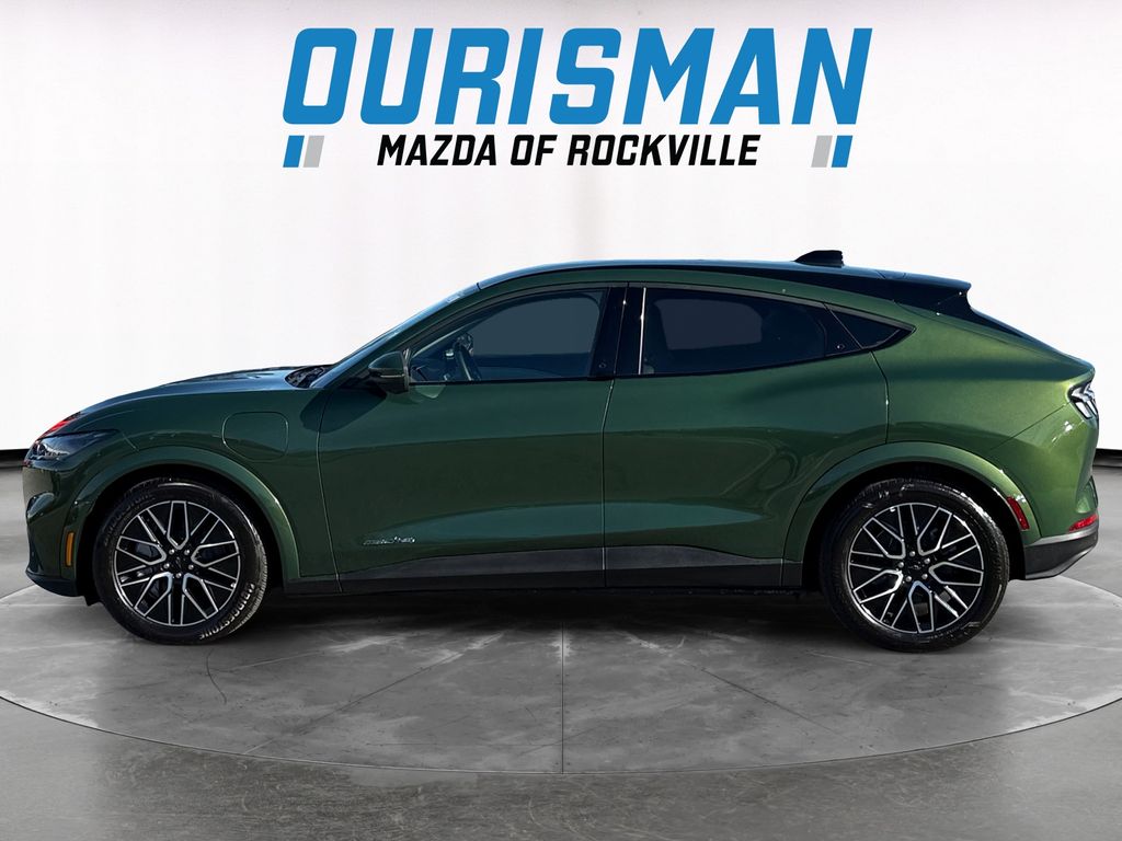 2025 Ford Mustang Mach-E Premium photo 3