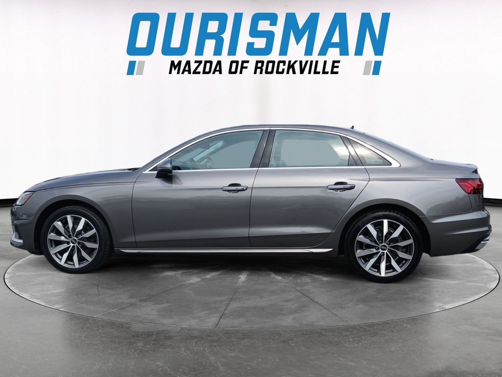 2022 Audi A4 40 Premium Plus Quattro photo 2