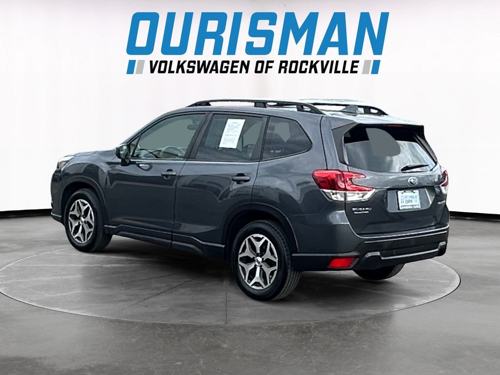 Used 2022 Subaru Forester Premium SUV