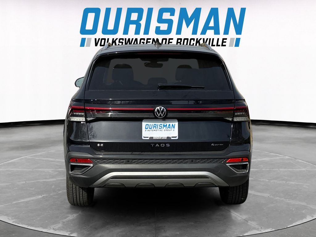 2025 Volkswagen Taos SE