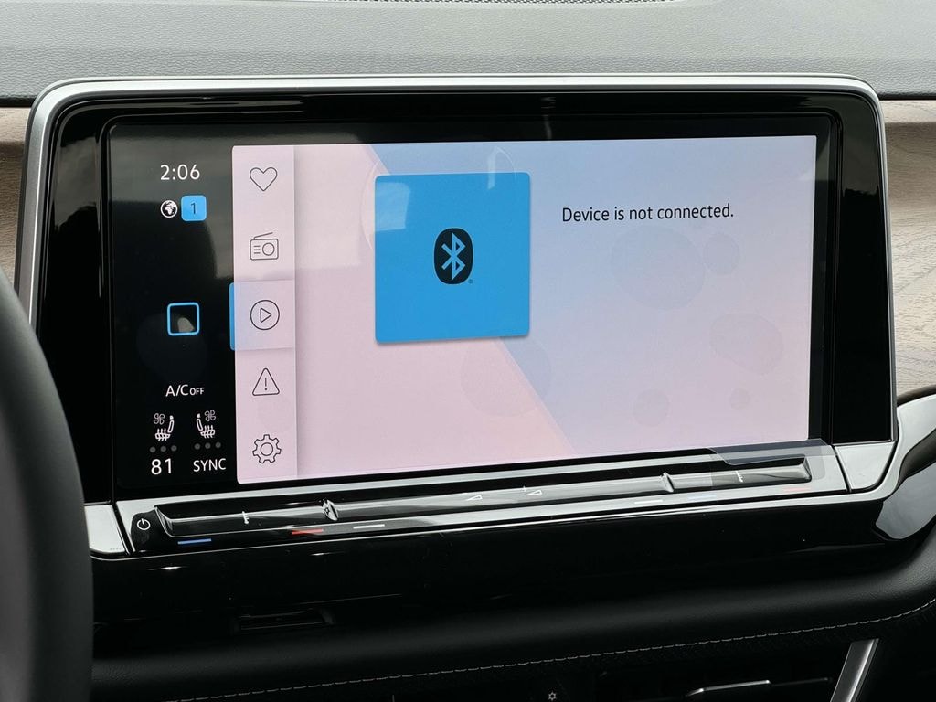 New 2025 Volkswagen Atlas 2.0T SE SUV