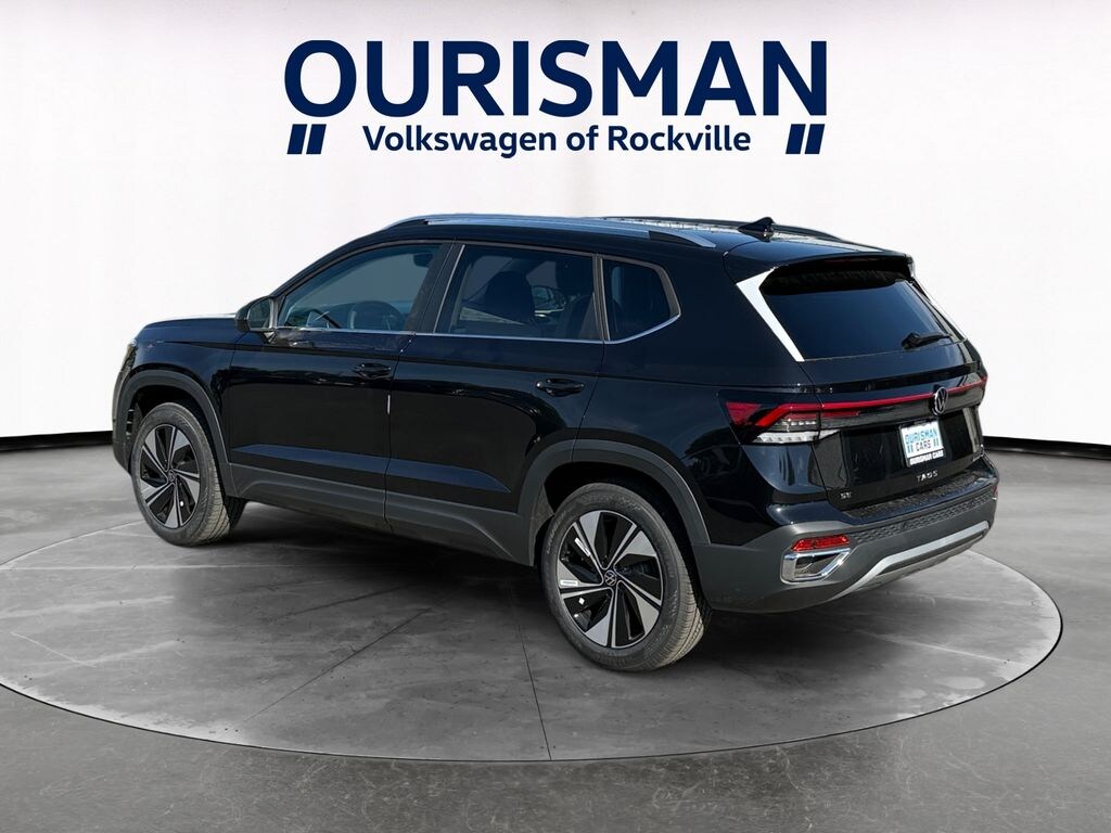 New 2026 Volkswagen Taos 1.5T SE SUV