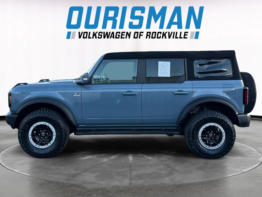 2023 Ford Bronco Badlands photo 2