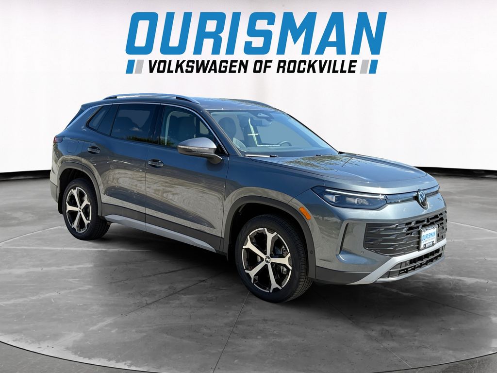 2025 Volkswagen Tiguan SE's photo