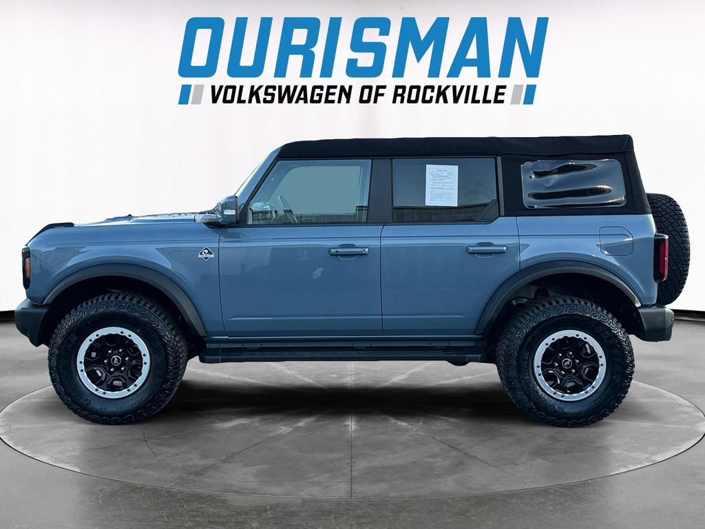 2023 Ford Bronco Badlands photo 2