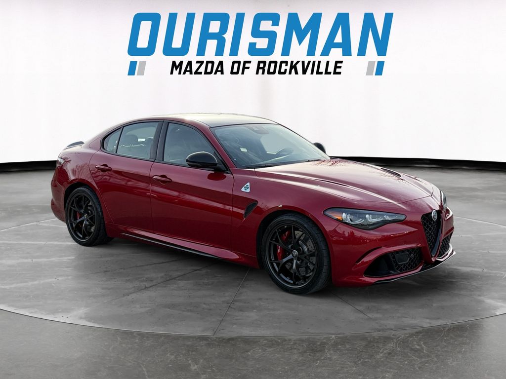 2024 Alfa Romeo Giulia Quadrifoglio's photo
