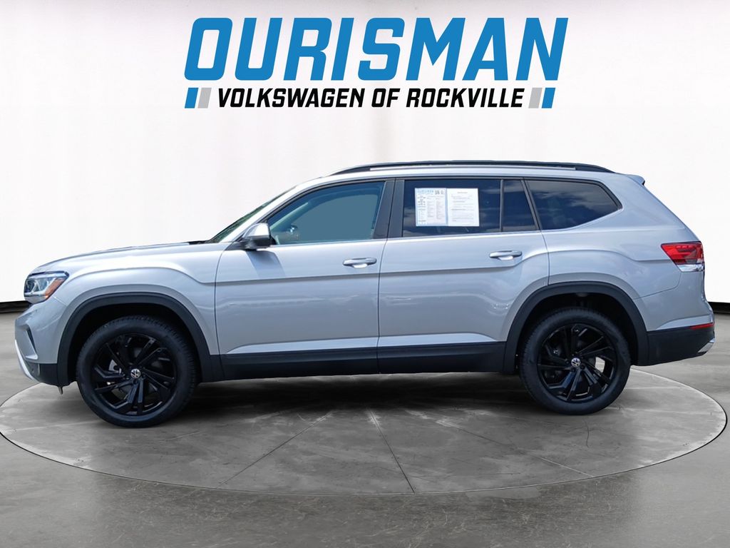 2023 Volkswagen Atlas SE Technology photo 3