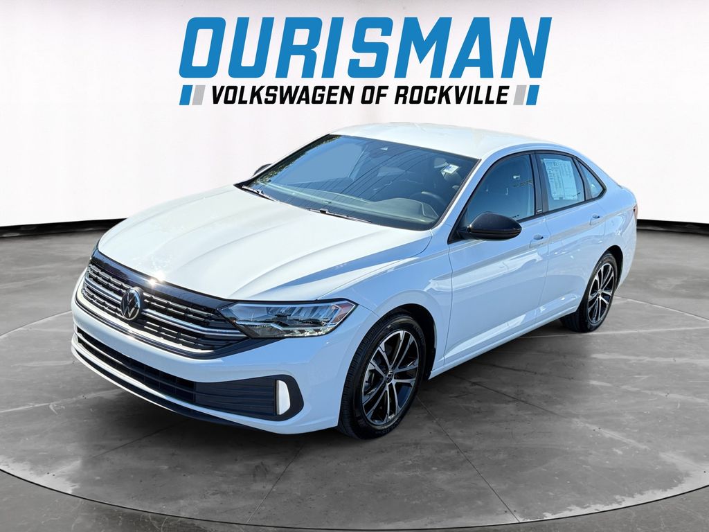 2024 Volkswagen Jetta 1.5T Sport photo 2