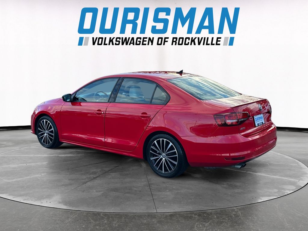 2016 Volkswagen Jetta 1.8T Sport photo 3