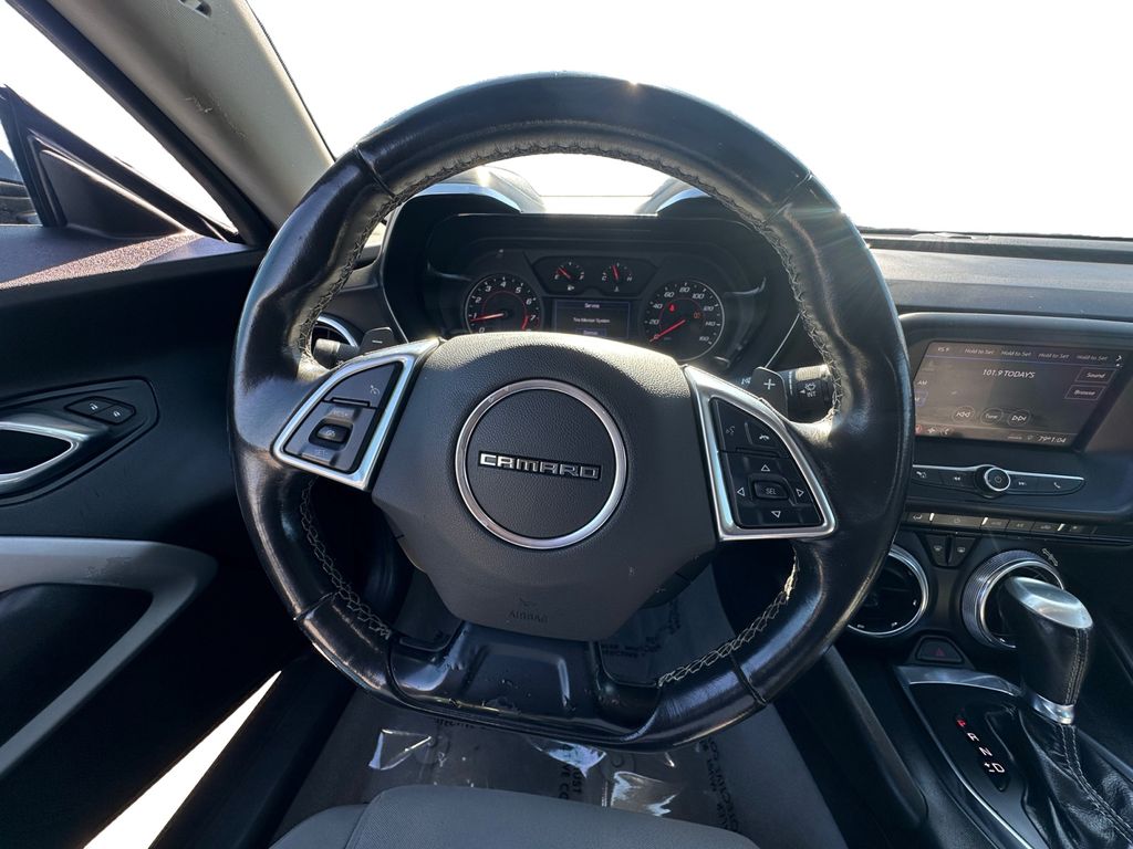 2020 Chevrolet Camaro 1LT - Photo 12
