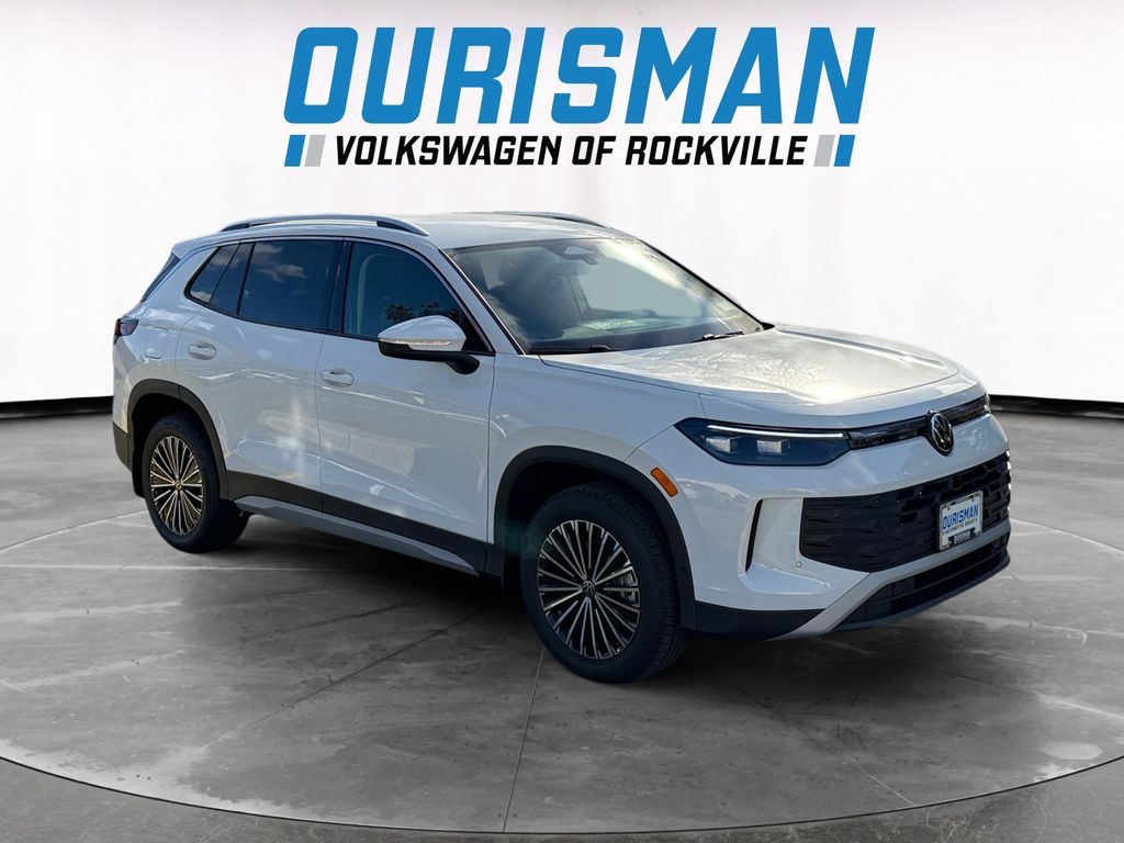 2025 Volkswagen Tiguan S's photo