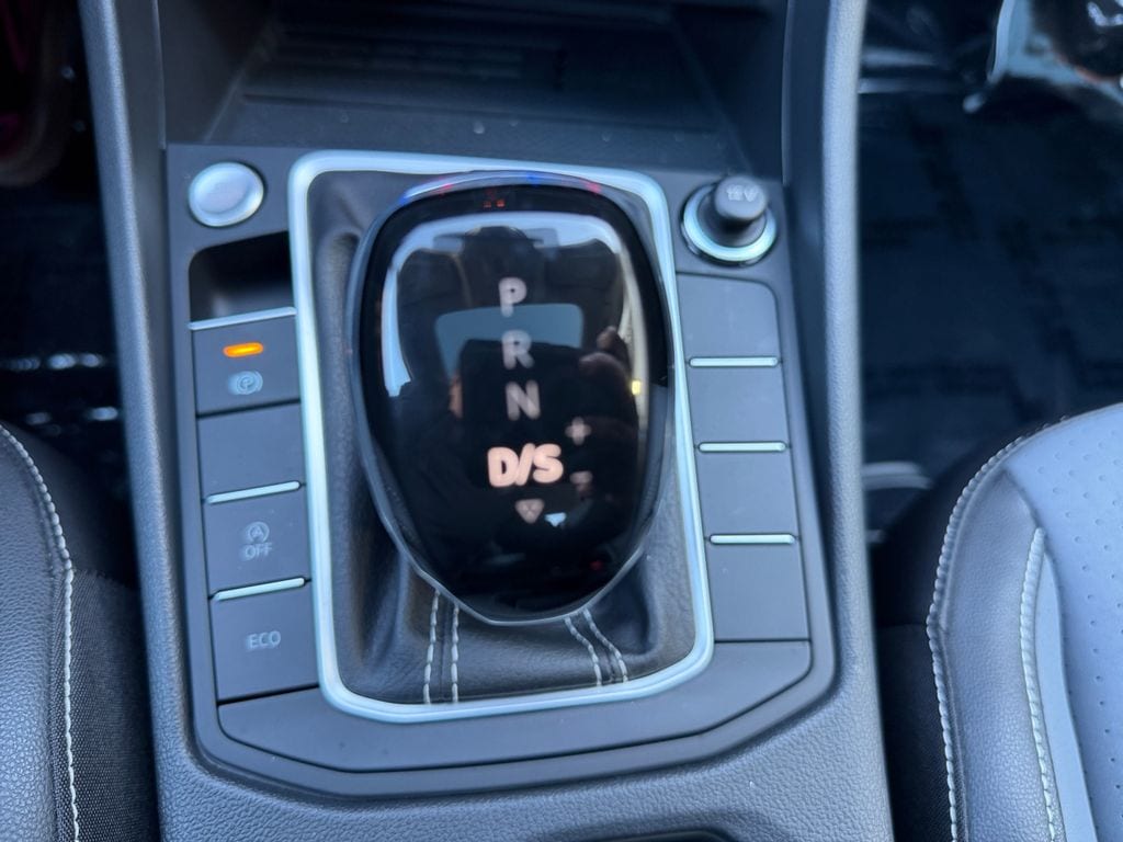 2025 Volkswagen Jetta SE - Photo 23