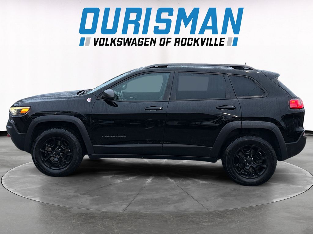 2019 Jeep Cherokee Trailhawk photo 3