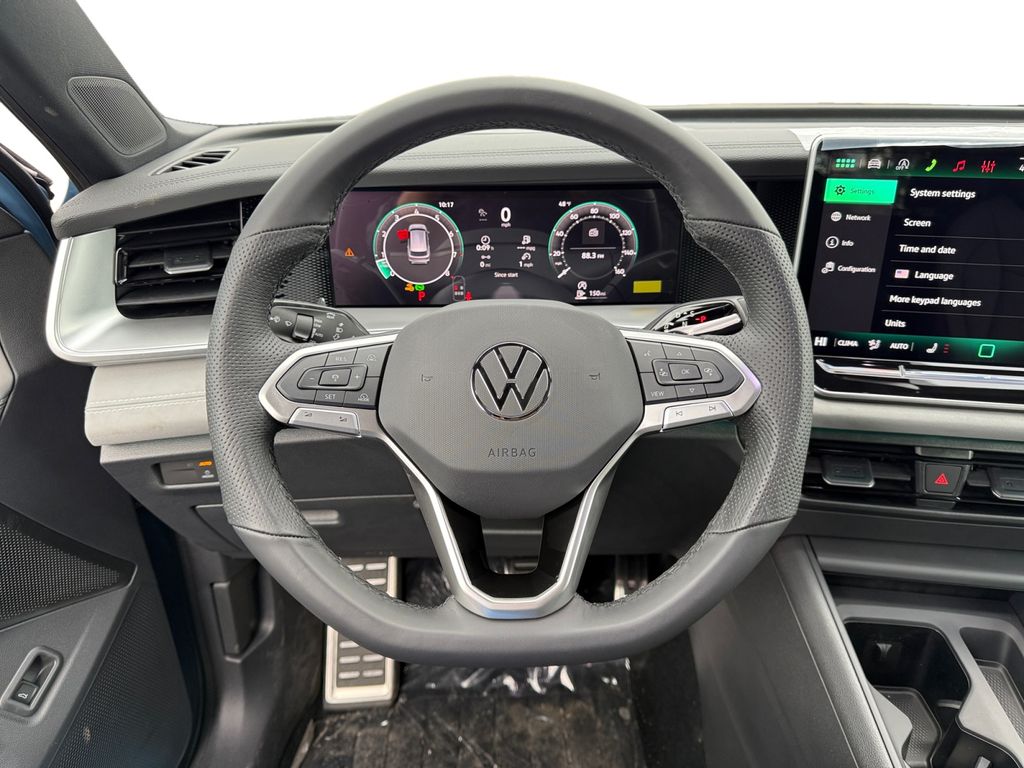 2026 Volkswagen Tiguan SE R-LINE BLACK - Photo 12