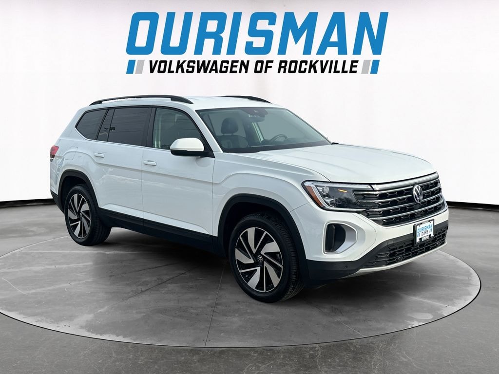 Used 2024 Volkswagen Atlas 2.0T SE w/Technology SUV