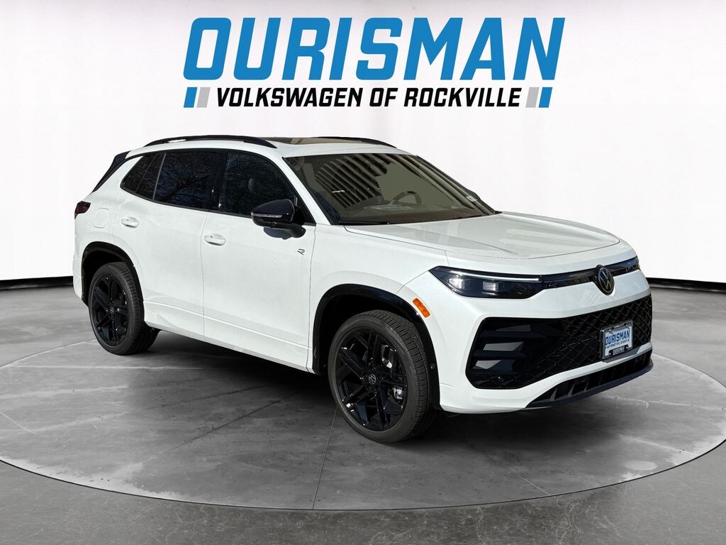 New 2025 Volkswagen Tiguan 2.0T SE R-Line Black SUV