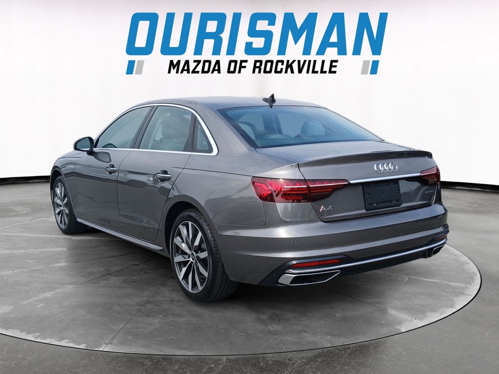 2022 Audi A4 40 Premium Plus Quattro photo 3