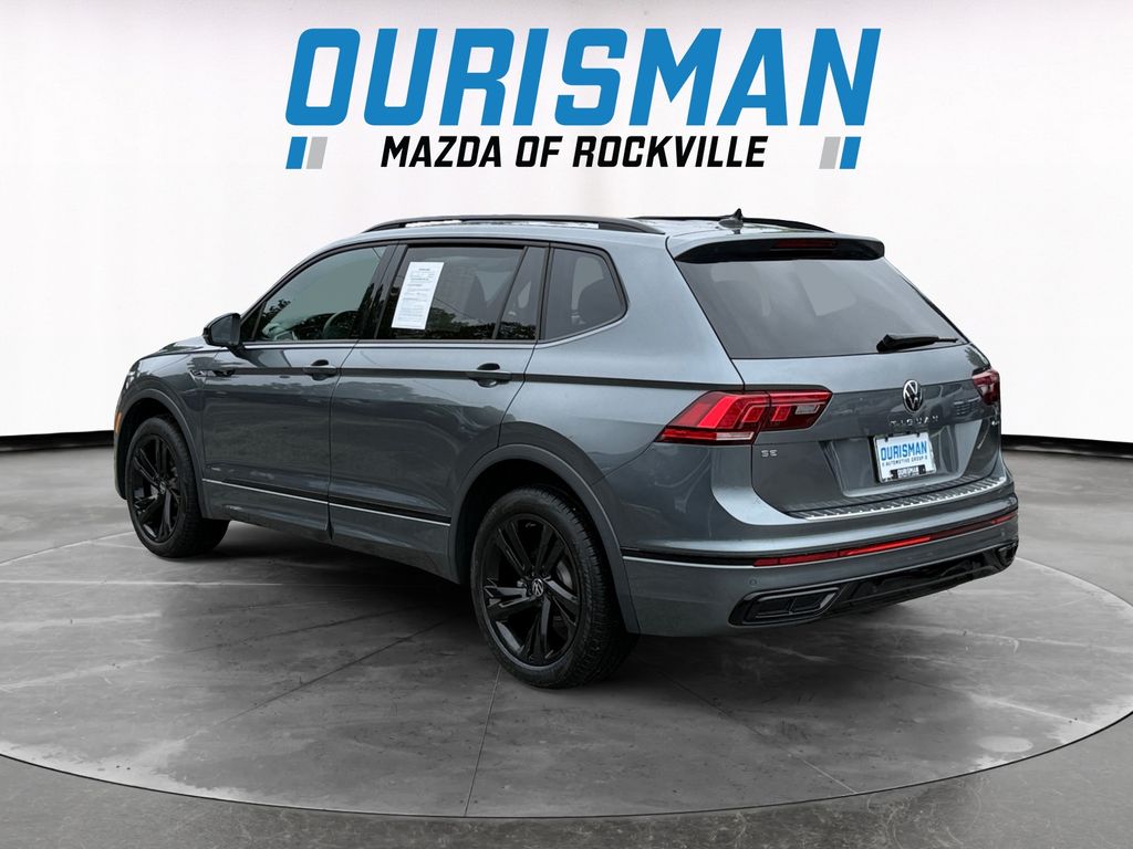 2024 Volkswagen Tiguan SE R-Line Black photo 2