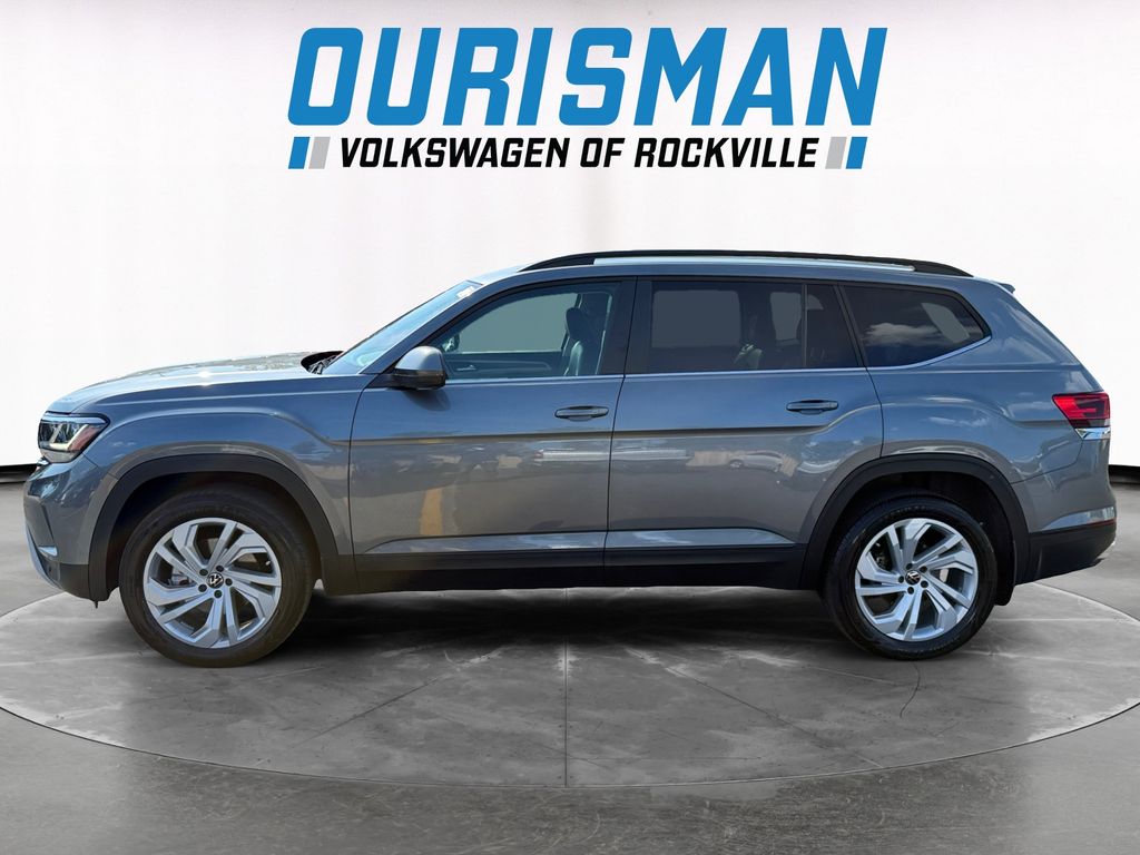 2023 Volkswagen Atlas SE Technology photo 2