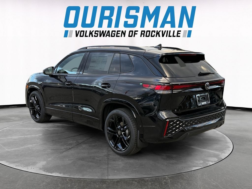 New 2026 Volkswagen Tiguan 2.0T SE R-Line Black SUV