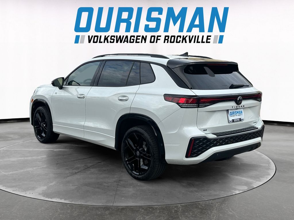 2025 Volkswagen Tiguan SE R-LINE BLACK