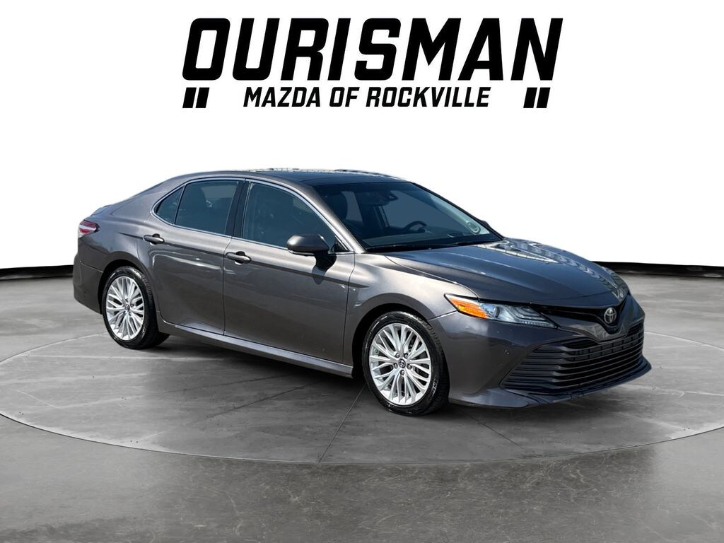 Used 2018 Toyota Camry XLE Sedan