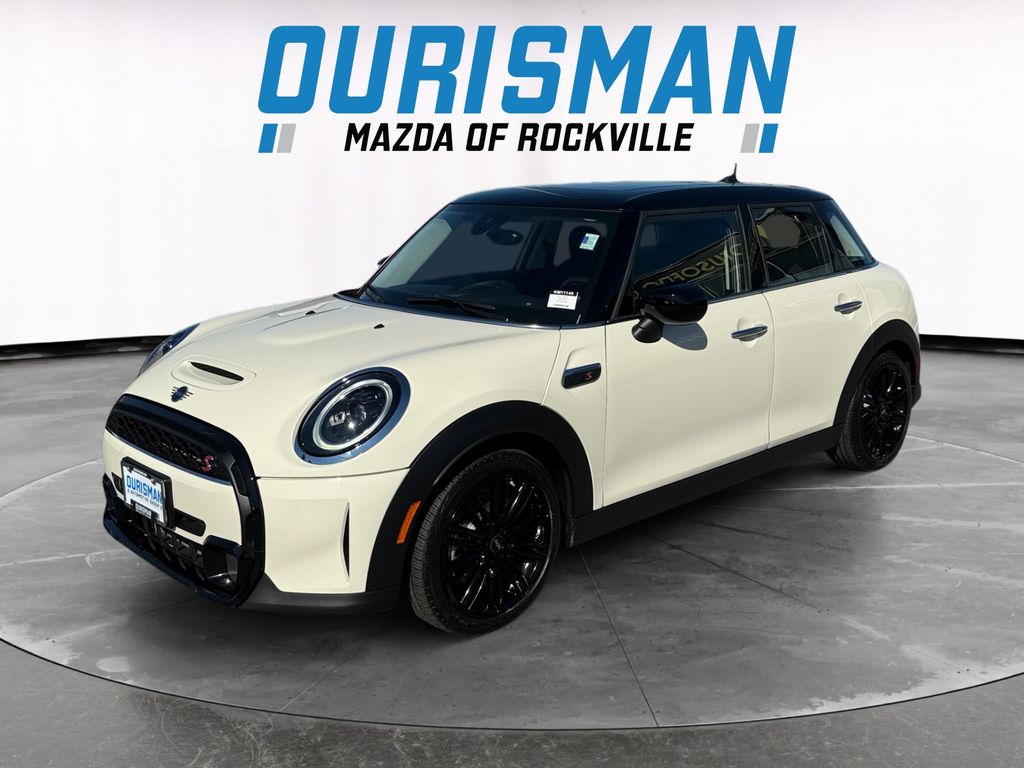 2023 Mini Cooper Hardtop S photo 2
