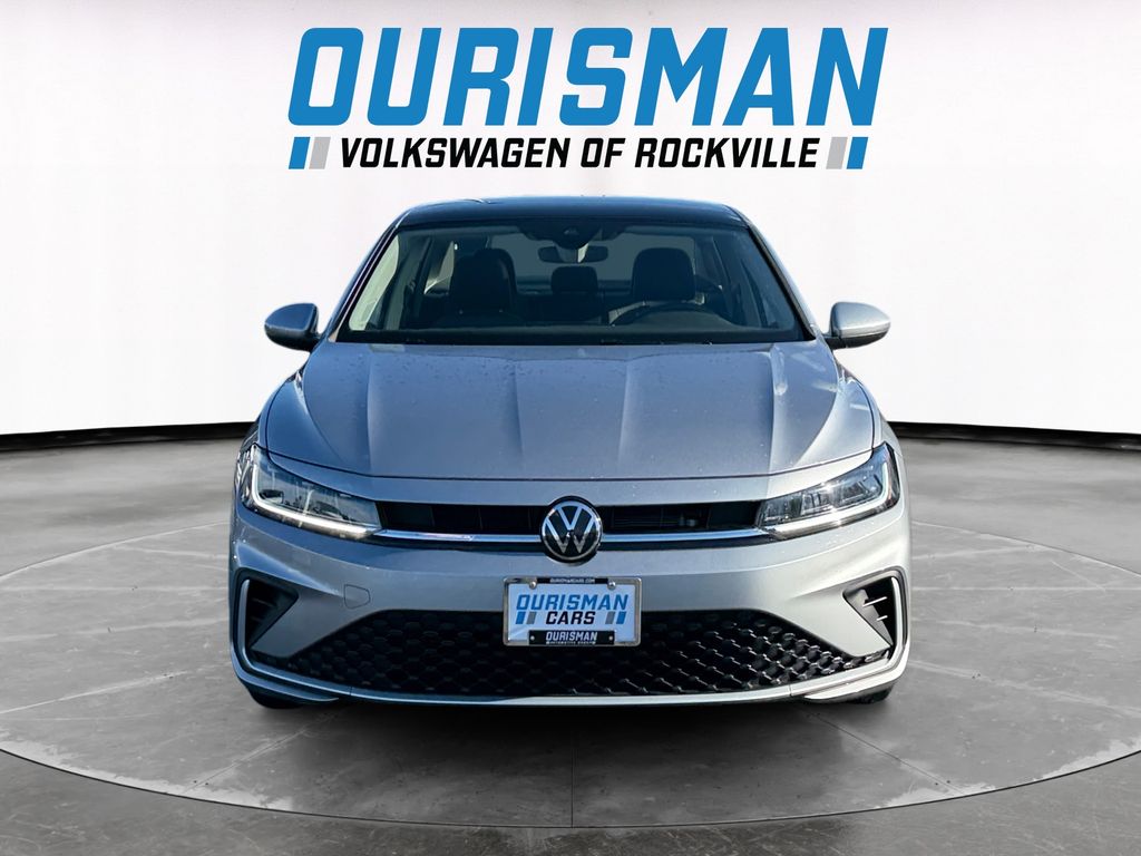 2025 Volkswagen Jetta SE - Photo 8