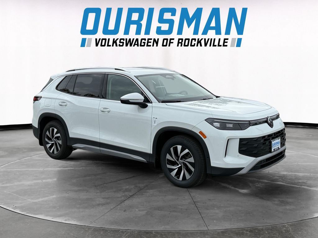 2026 Volkswagen Tiguan S's photo