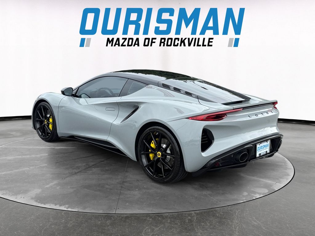 2024 Lotus Emira First Edition photo 4