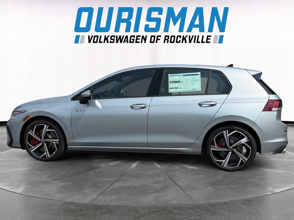2025 Volkswagen Golf GTI SE photo 3