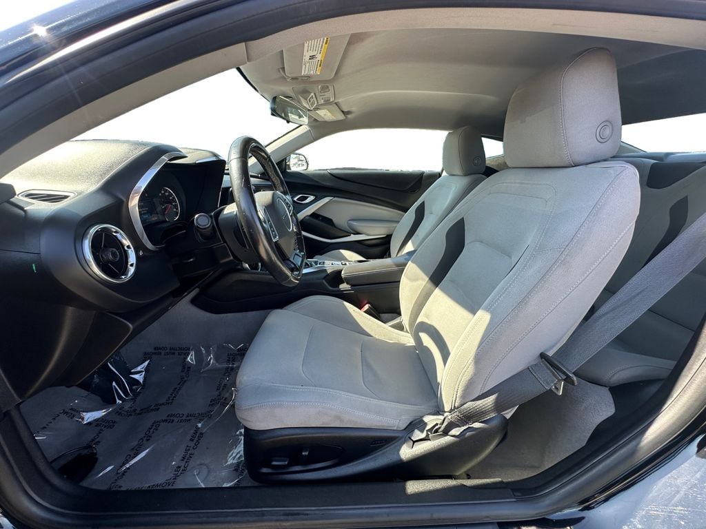 2020 Chevrolet Camaro 1LT - Photo 9