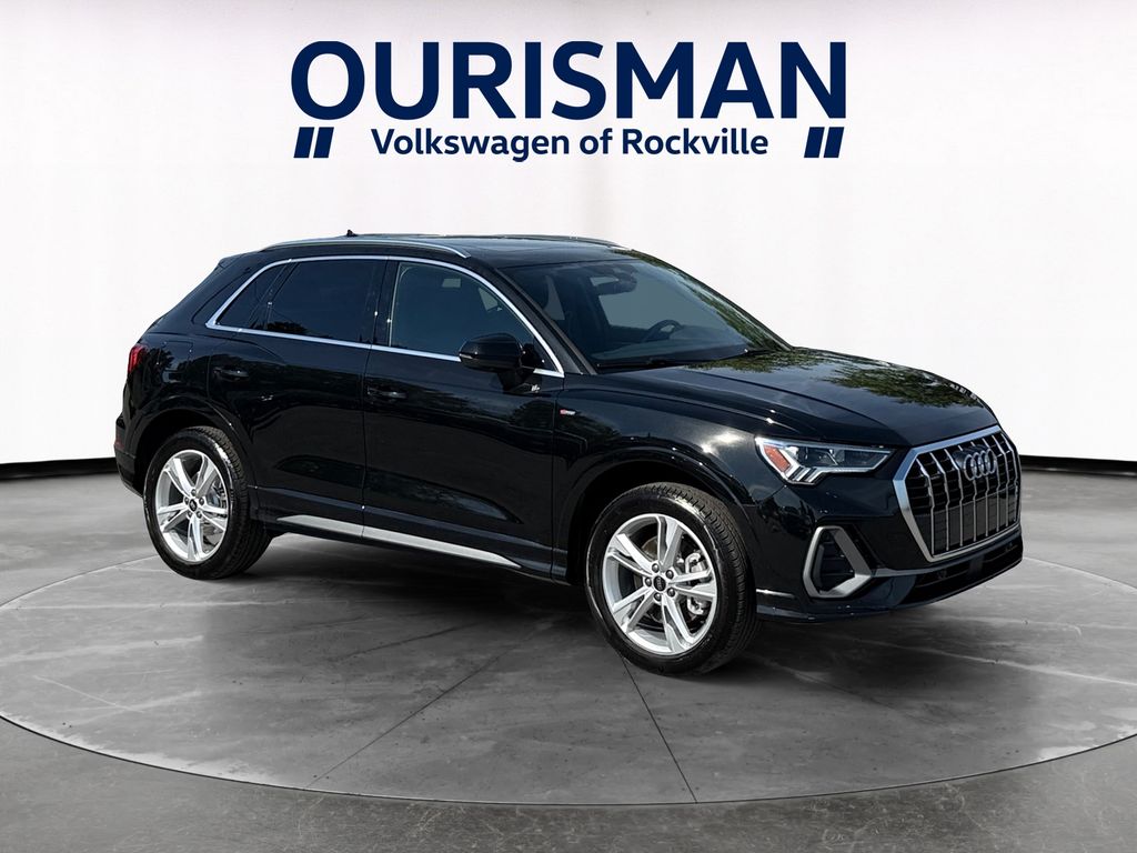 2023 Audi Q3 45 TFSI S Line Premium Plus quattro's photo