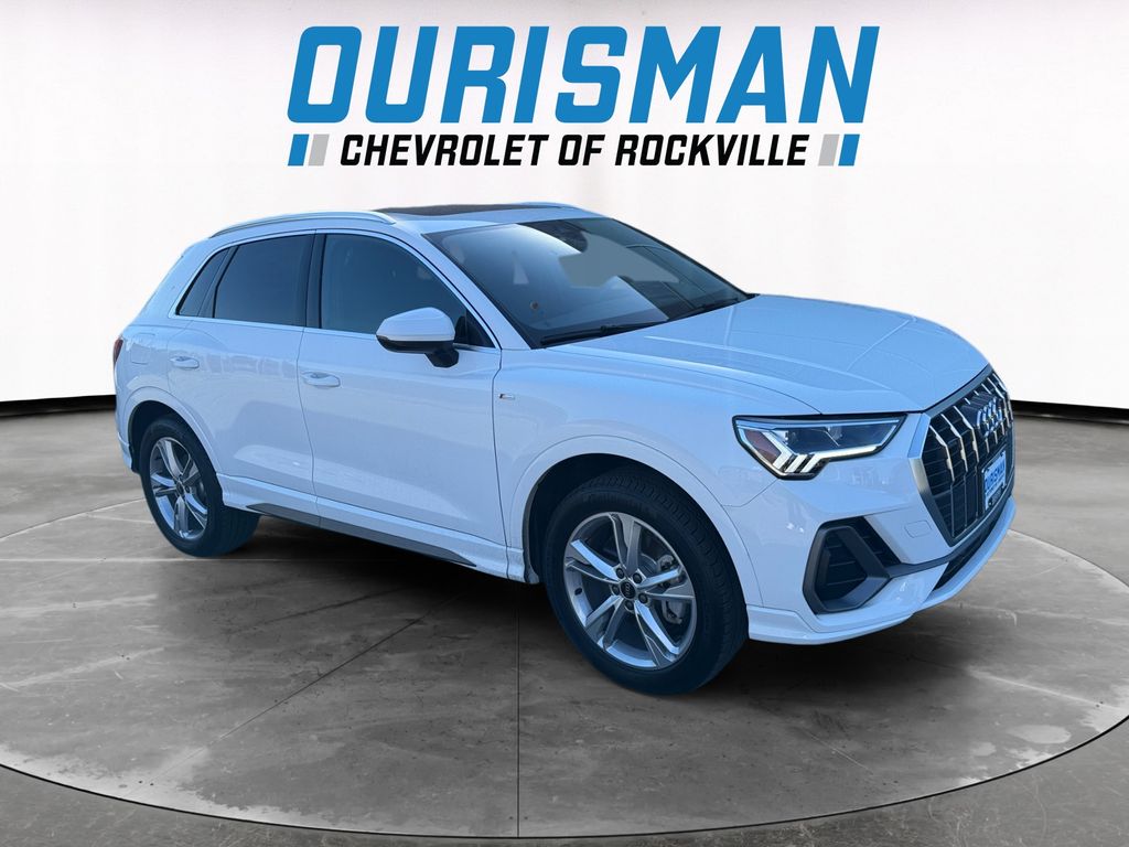 2024 Audi Q3 S Line Premium's photo