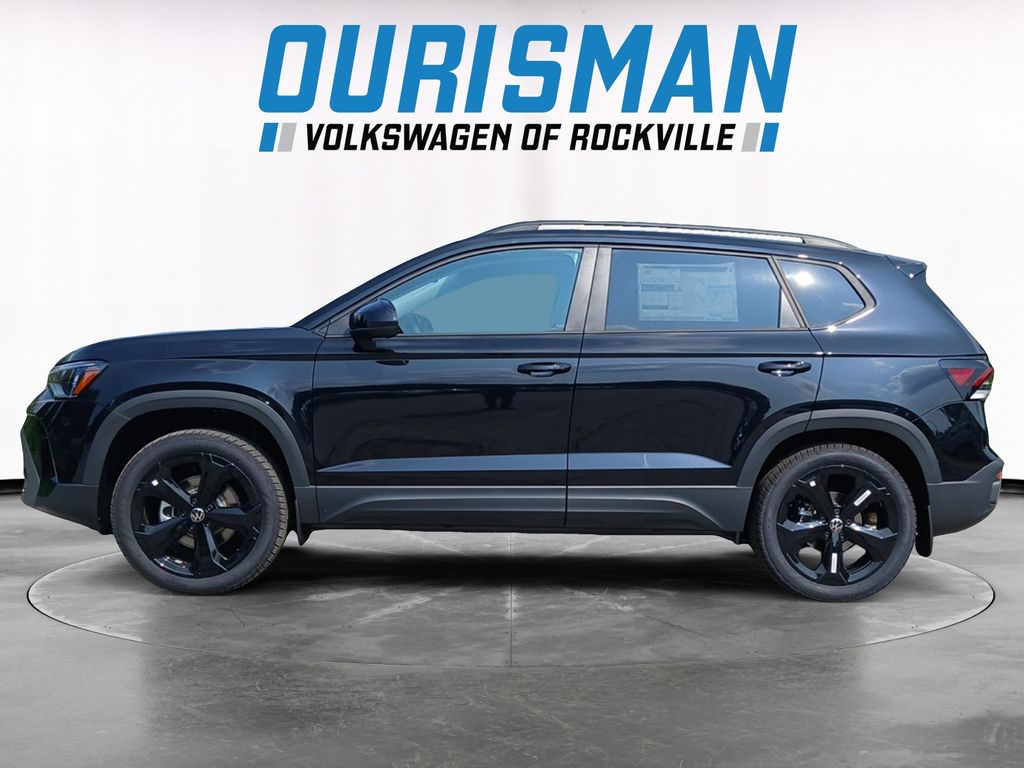 2025 Volkswagen Taos SE photo 2
