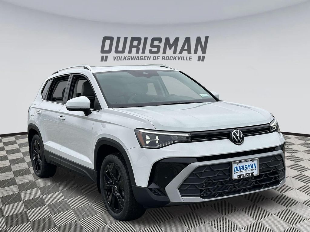 2025 Volkswagen Taos SE