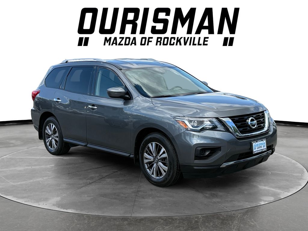 2019 Nissan Pathfinder S 4WD's photo