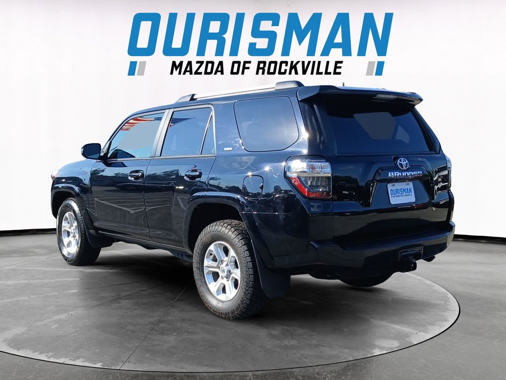 2024 Toyota 4Runner SR5 photo 4