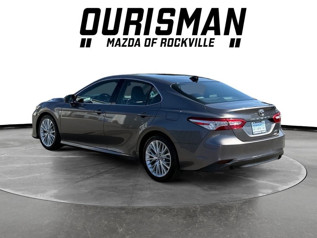 Used 2018 Toyota Camry XLE Sedan