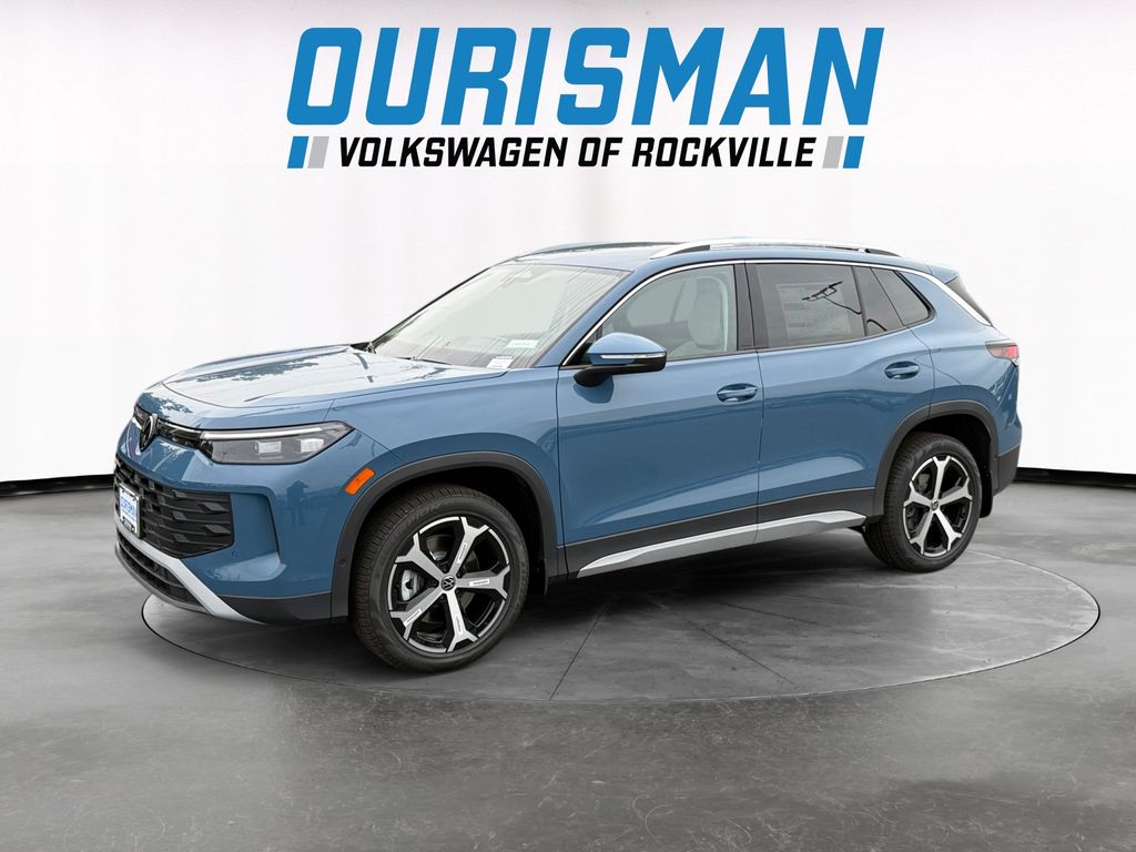 2025 Volkswagen Tiguan SE photo 2