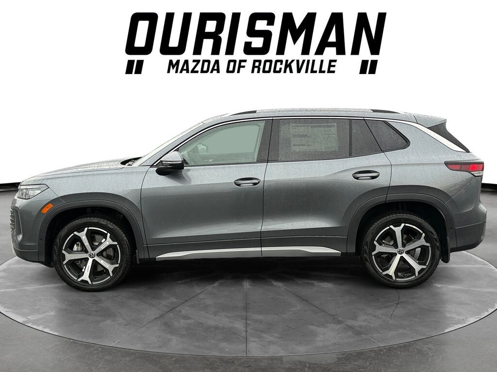 New 2026 Volkswagen Tiguan 2.0T SE SUV