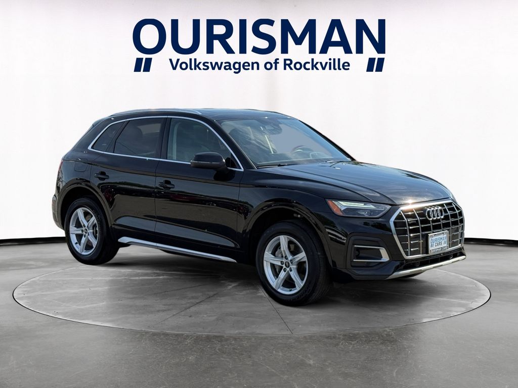 2023 Audi Q5 40 Premium's photo