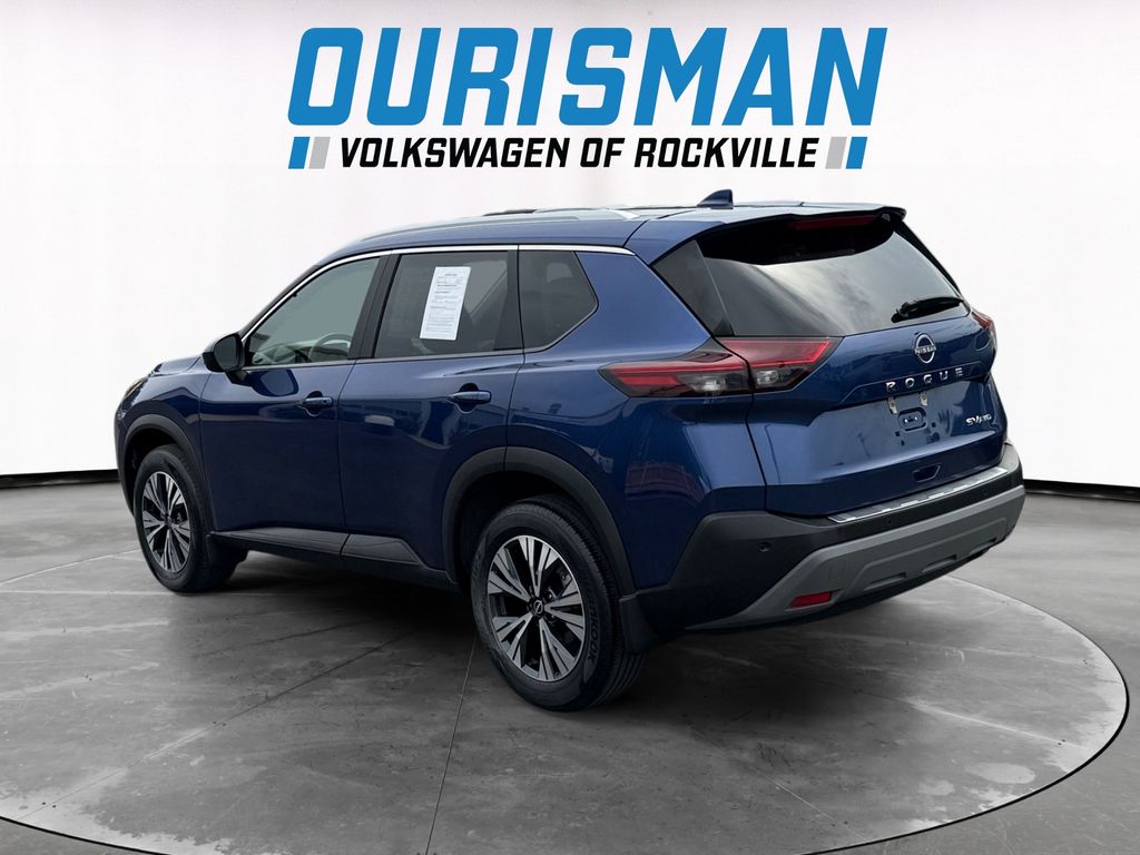 2023 Nissan Rogue SV photo 4