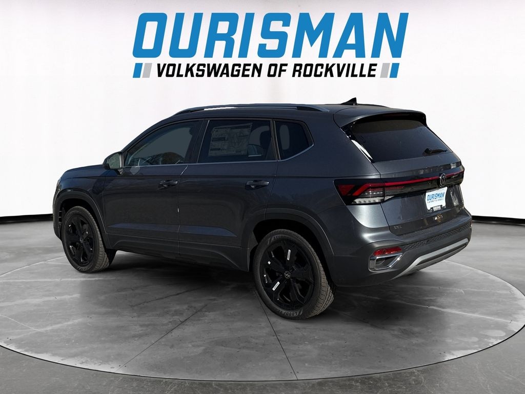 New 2025 Volkswagen Taos 1.5T SEL SUV