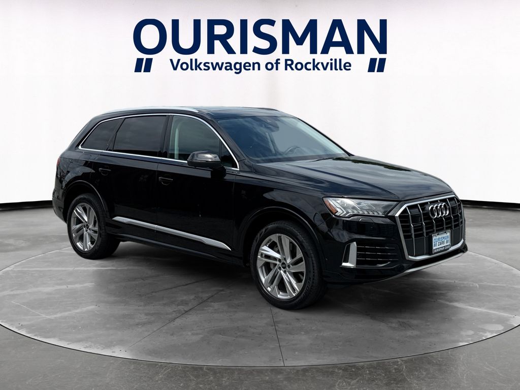 2023 Audi Q7 55 Premium quattro Tiptronic's photo