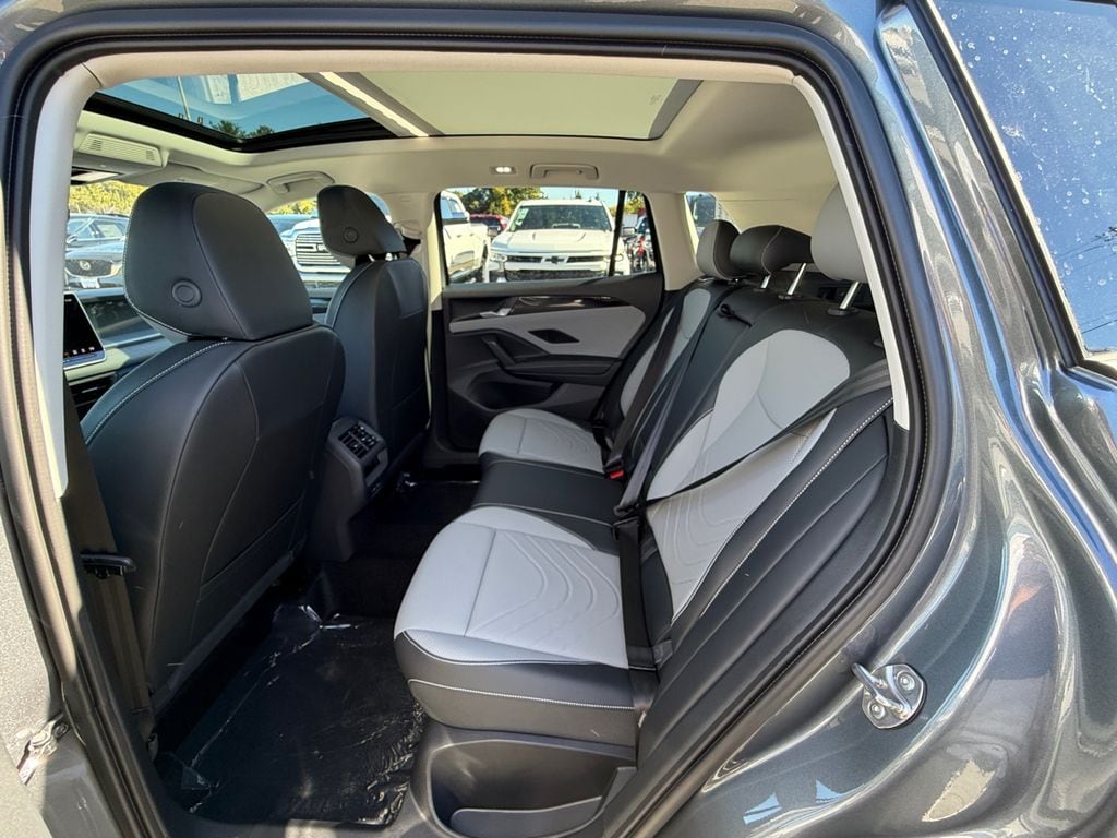 2026 Volkswagen Tiguan SE - Photo 20